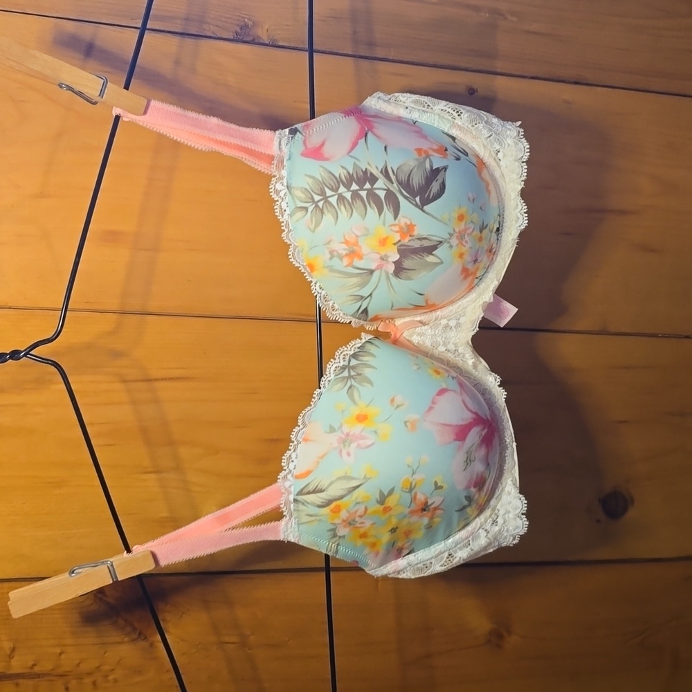 Victorias Secret Dream Angels lined demi bra 32DD